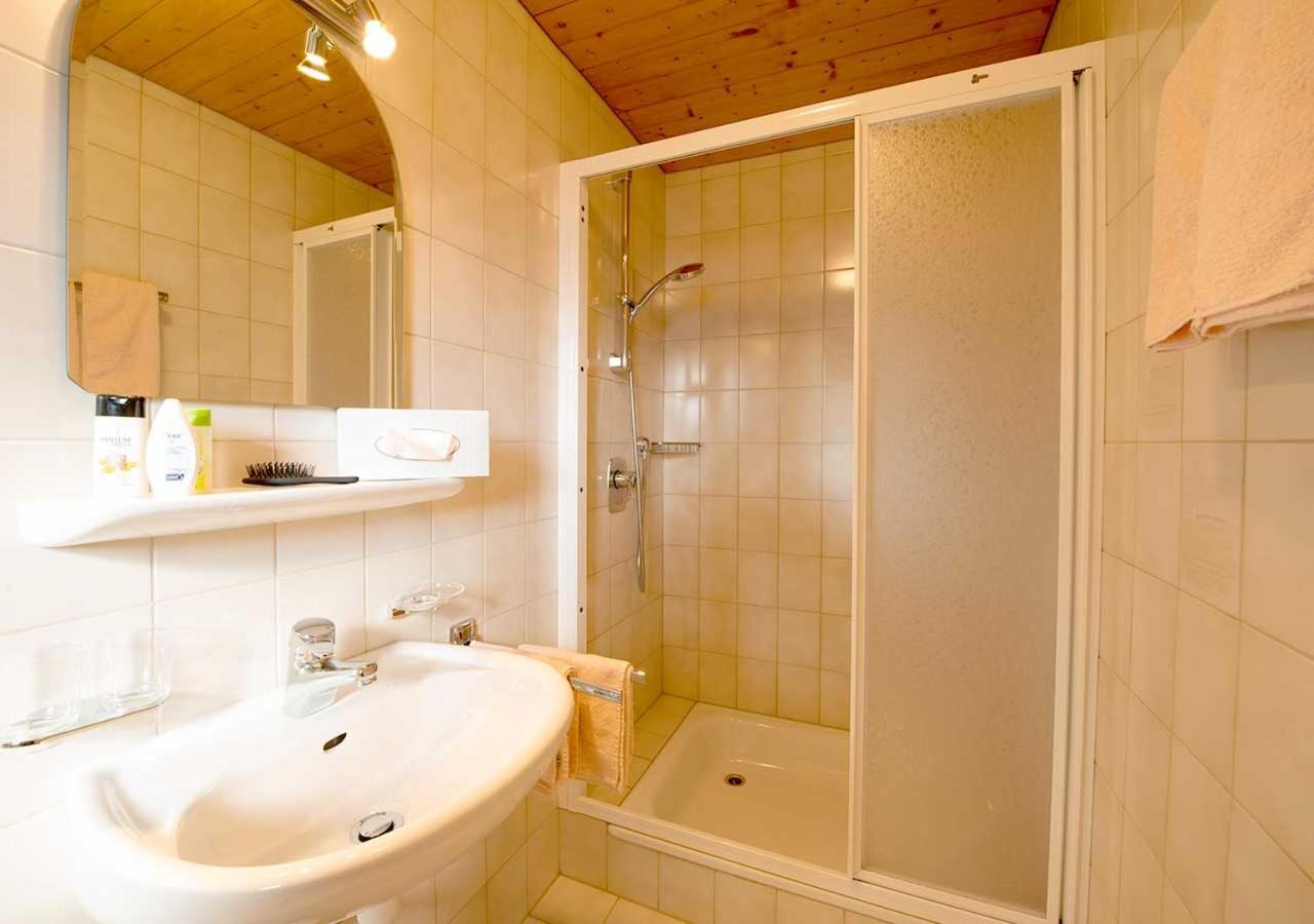 Haus Wilma Panzió Damuels Kültér fotó
